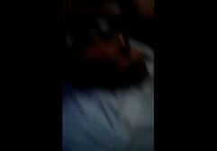 Peeping Tom atrapado videos follando en grupo sexo en el agua con un colchón de rebote